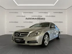 Iridiumsilber metallicl Gebraucht 2011 Mercedes E350 Elegance Coupé | 15.890 € (Etwas zu teuer)