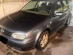Silber Gebraucht 2001 VW Golf IV Kombi | 950 € (Fairer Preis)
