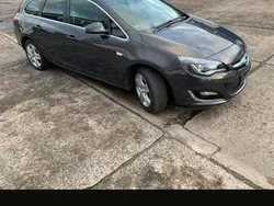 Grau Gebraucht 2015 Opel Astra Eco Kombi | 7.000 € (Superpreis)