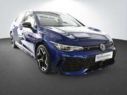 Blau Gebraucht 2025 VW Golf R-line Limousine | 32.990 €