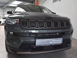Grau Gebraucht 2022 Jeep Compass Limited SUV | 26.980 € (Fairer Preis)