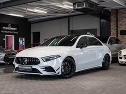 Weiß Gebraucht 2021 Mercedes A35 AMG AMG Limousine | 39.990 € (Etwas zu teuer)