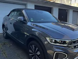Grau Gebraucht 2024 VW T-Roc Cabriolet Move Cabrio | 24.950 € (Superpreis)