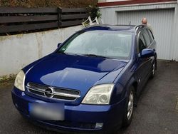 Blau Gebraucht 2004 Opel Vectra Kombi | 1.500 € (Etwas zu teuer)