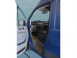 Blau Gebraucht 2022 VW Crafter Van | 31.749 € (Guter Preis)