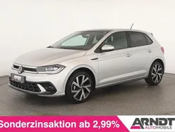 Reflexsilber Gebraucht 2024 VW Polo R-line Limousine | 24.674 € (Fairer Preis)