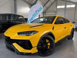 Gebraucht 2024 Lamborghini Urus SUV | 325.000 € (Etwas zu teuer)