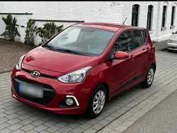 Rot Gebraucht 2016 Hyundai i10 Passion Plus Kleinwagen | 5.999 € (Guter Preis)