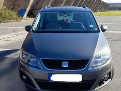 Grau Gebraucht 2013 Seat Alhambra Van / Kleinbus | 12.600 € (Fairer Preis)