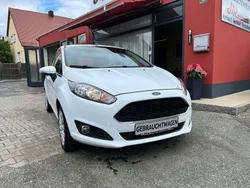 Weiß Gebraucht 2016 Ford Fiesta Celebration Kleinwagen | 8.980 € (Guter Preis)