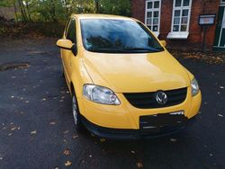 Gelb Gebraucht 2005 VW Fox Kleinwagen | 1.250 € (Fairer Preis)
