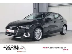 Brillantschwarz Gebraucht 2022 Audi A3 Sportback e-tron Advanced Limousine | 22.870 € (Fairer Preis)