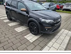 Schwarz Neu 2025 Dacia Jogger Extreme Kombi | 23.529 € (Fairer Preis)