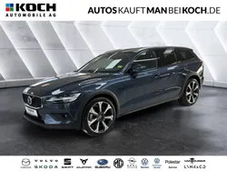 Blau Gebraucht 2024 Volvo V60 CC Ultimate Kombi | 48.880 € (Guter Preis)
