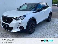 Lack weiss perlglänzend/typ au Gebraucht 2021 Peugeot 2008 GT SUV | 21.490 € (Fairer Preis)