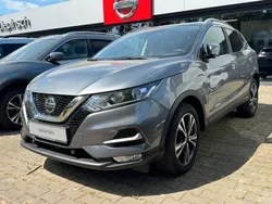Grau Gebraucht 2019 Nissan Qashqai N-Connecta SUV | 17.990 € (Etwas zu teuer)