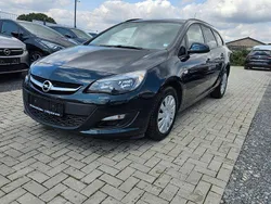 Carragreen Gebraucht 2015 Opel Astra Edition Kombi | 7.200 € (Fairer Preis)