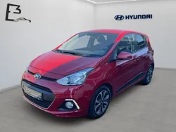Rot Gebraucht 2016 Hyundai i10 Passion Plus Kleinwagen | 7.990 € (Fairer Preis)
