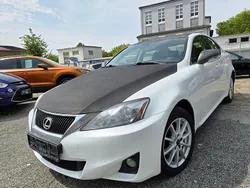 Weiß Gebraucht 2013 Lexus IS200d Limousine | 4.990 €