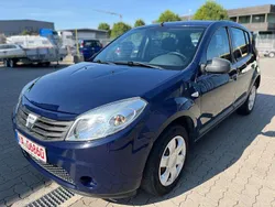 Blau Gebraucht 2011 Dacia Sandero Lauréate Kleinwagen | 1.950 € (Guter Preis)