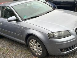Silber Gebraucht 2006 Audi A3 Ambiente Limousine | 750 €