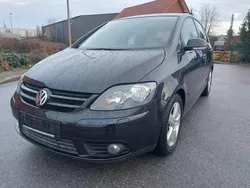 Schwarz Gebraucht 2008 VW Golf Plus Comfortline Van / Kleinbus | 3.800 € (Fairer Preis)
