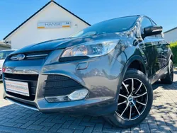 Grau Gebraucht 2016 Ford Kuga SUV | 9.900 € (Guter Preis)