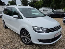 Weiß Gebraucht 2015 VW Sharan Highline Van / Kleinbus | 21.500 € (Fairer Preis)