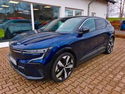 Nachtblau/blackpearlschwarz Gebraucht 2023 Renault Mégane Techno Kombi | 37.500 € (Teuer)