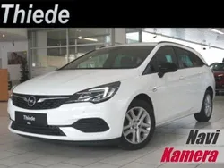 Schneeweiss Gebraucht 2022 Opel Astra Edition Kombi | 14.850 € (Guter Preis)