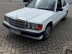 Weiß Gebraucht 1992 Mercedes 190 Limousine | 4.500 €