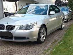 Silber Gebraucht 2006 BMW 523 Limousine | 2.700 € (Superpreis)
