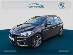 Schwarz Gebraucht 2014 BMW 218 Active Tourer Sport Line Van / Kleinbus | 13.890 € (Fairer Preis)