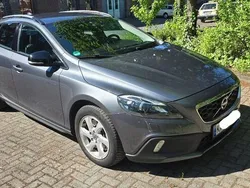 Grau Gebraucht 2013 Volvo V40 CC Kombi | 11.900 € (Fairer Preis)