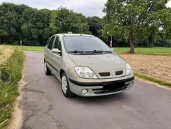 Grau Gebraucht 2003 Renault Scénic Van / Kleinbus | 1.950 € (Fairer Preis)