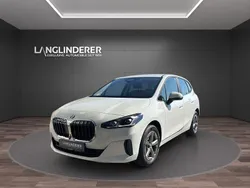 Alpinweiss iii Gebraucht 2024 BMW 216 Active Tourer Van / Kleinbus | 25.900 € (Fairer Preis)