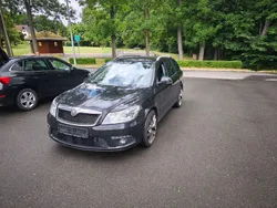 Schwarz Gebraucht 2011 Skoda Octavia RS Kombi | 6.450 € (Etwas zu teuer)