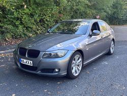 Grau Gebraucht 2009 BMW 325 Limousine | 8.500 € (Fairer Preis)