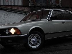 Gold Gebraucht 1981 BMW 732 Limousine | 8.000 €