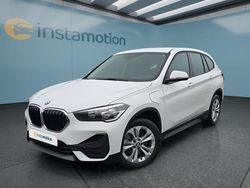 Weiß Gebraucht 2021 BMW X1 SUV | 24.649 € (Fairer Preis)