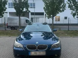 Blau Gebraucht 2006 BMW 530 Kombi | 5.250 €