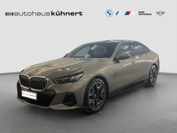 Oxidgrau ii metallic Gebraucht 2025 BMW 550e M Sport Limousine | 79.845 € (Fairer Preis)