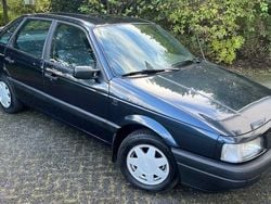 Blau Gebraucht 1991 VW Passat Limousine | 3.700 €