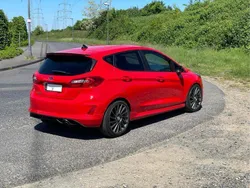 Rot Gebraucht 2021 Ford Fiesta ST-Line X Kleinwagen | 15.490 € (Superpreis)