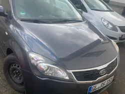 Grau Gebraucht 2011 Kia Ceed Vision Limousine | 4.400 € (Guter Preis)