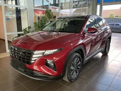 Rot sunset red / mic Gebraucht 2020 Hyundai Tucson Trend SUV | 28.500 € (Etwas zu teuer)