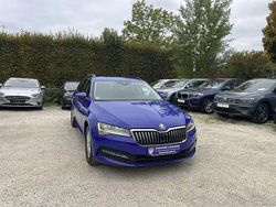 Modra energy/energy blue Gebraucht 2022 Skoda Superb Ambition Kombi | 20.999 € (Superpreis)