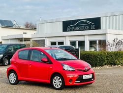 Super red v Gebraucht 2012 Toyota Aygo Cool Kleinwagen | 6.490 € (Fairer Preis)