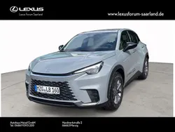 Grau Gebraucht 2025 Lexus LBX SUV | 31.990 € (Fairer Preis)