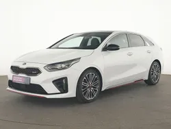 Weiß Gebraucht 2021 Kia ProCeed GT Kleinwagen | 25.978 € (Guter Preis)